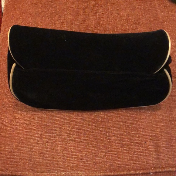 Dior Parfums Black Velvet Clutch - Picture 9 of 10